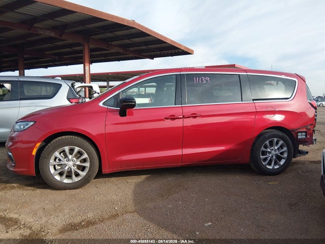 Chrysler Pacifica Limited 2026 2C4RC1GG2TR178834 Image 15
