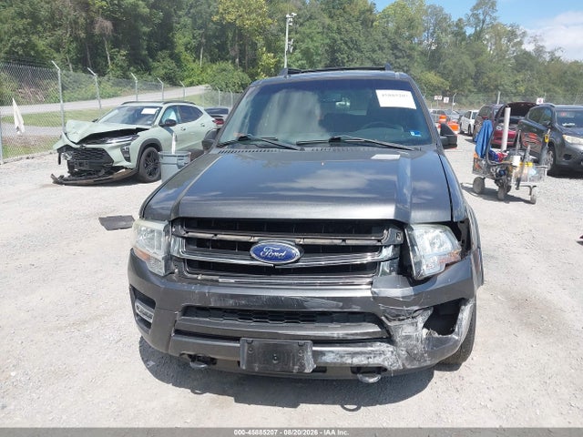 Продажа на аукционе авто 2015 Ford Expedition Xlt, vin: 1FMJU1JT7FEF20047, номер лота: 45885207