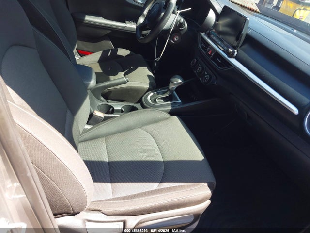 KIA Forte Lxs 2023 3KPF24AD8PE540212 Image 5