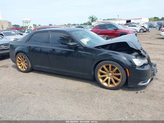 45885298 :رقم المزاد ، 2C3CCARG5FH868370 vin ، 2015 Chrysler 300 Limited مزاد بيع