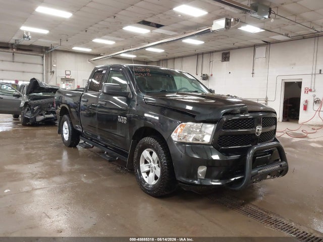 45885318 :رقم المزاد ، 1C6RR7FG5HS600577 vin ، 2017 Ram 1500 Express  4x4 6'4 Box مزاد بيع