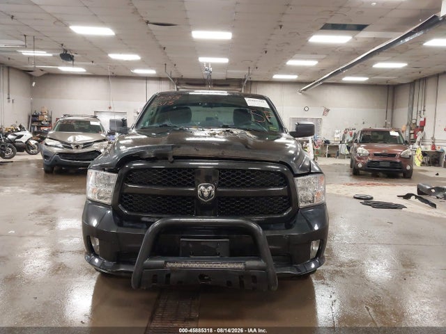 45885318 :رقم المزاد ، 1C6RR7FG5HS600577 vin ، 2017 Ram 1500 Express  4x4 6'4 Box مزاد بيع