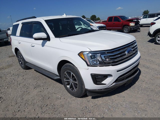 Продажа на аукционе авто 2018 Ford Expedition Xlt, vin: 1FMJU1HT9JEA66947, номер лота: 45885331