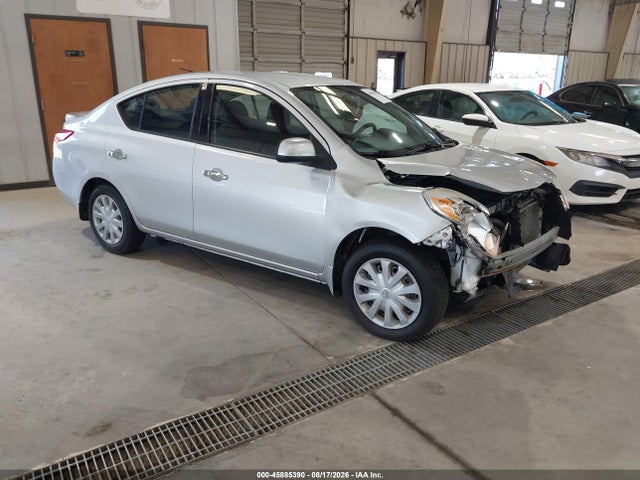 45885390 :رقم المزاد ، 3N1CN7AP8EL819872 vin ، 2014 Nissan Versa 1.6 Sv مزاد بيع
