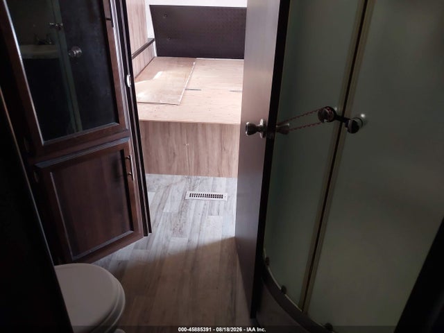 Продаж на аукціоні авто 2018 Jayco Jayflight 27rl, vin: 1UJBJ0BP0J1JA0266, номер лоту: 45885391