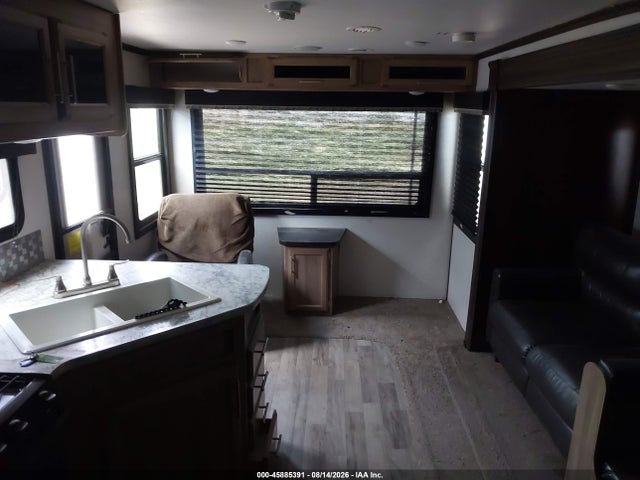 Продаж на аукціоні авто 2018 Jayco Jayflight 27rl, vin: 1UJBJ0BP0J1JA0266, номер лоту: 45885391