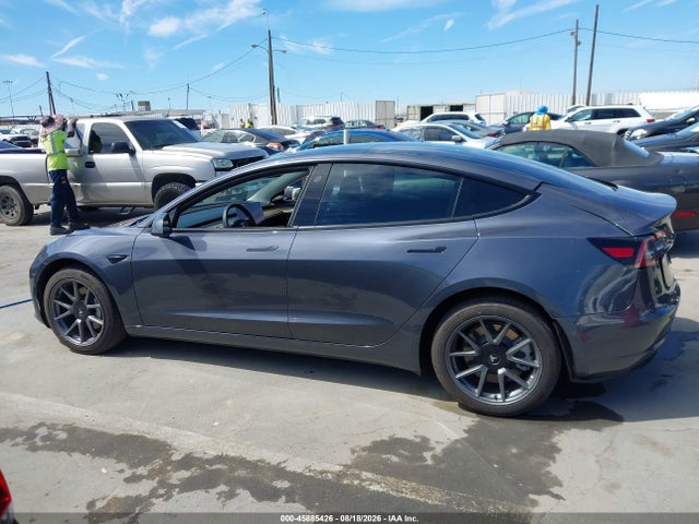 Tesla Model 3 Rear-wheel Drive 2022 5YJ3E1EA6NF349081 Image 14