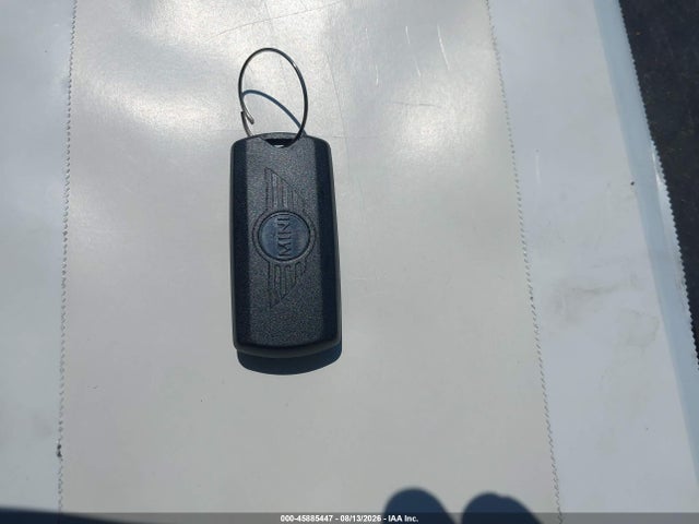Продажа на аукционе авто 2006 Mini Cooper S, vin: WMWRE335X6TL23445, номер лота: 45885447