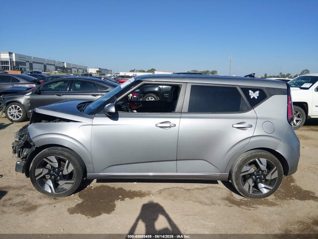 Продажа на аукционе авто 2023 Kia Soul Gt-line, vin: KNDJ53AU9P7851224, номер лота: 45885459