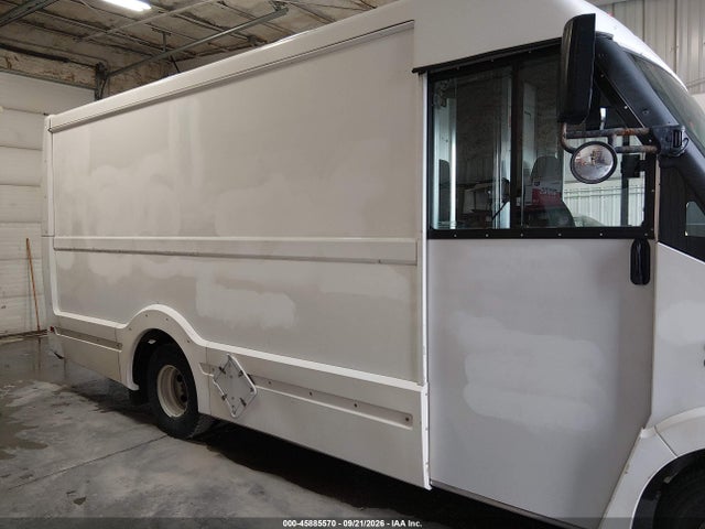 Isuzu Reach 2018 JALB4T179J7W01294 Image 13