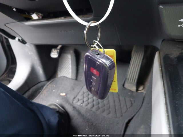 4T1B11HK7JU106470 Toyota CAMRY SE