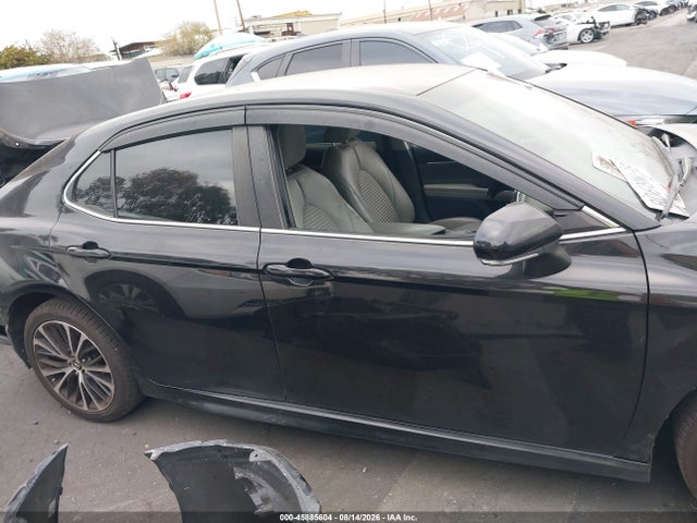 4T1B11HK7JU106470 Toyota CAMRY SE