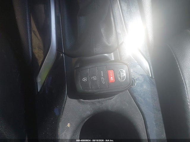 Aukcja sprzedaży 2024 Toyota Corolla Cross Xle, vin: 7MUDAAAG2RV099968, numer aukcji: 45885634