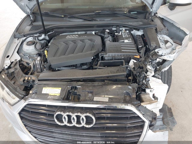 Audi A3 40 Premium/40 Titanium Premium 2019 WAUAUGFF3KA097993 Image 10