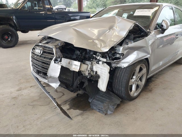 Audi A3 40 Premium/40 Titanium Premium 2019 WAUAUGFF3KA097993 Image 6