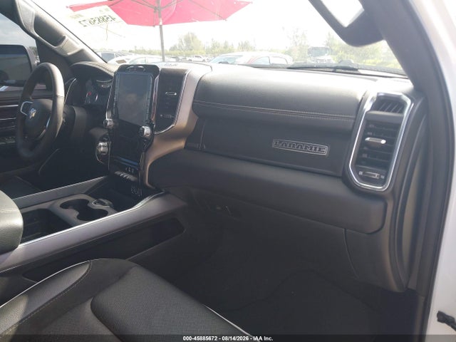 2026 Ram 1500 Laramie  4x4 5'7 Box მანქანა იყიდება აუქციონზე, vin: 3C6SRFJP6T4159725, აუქციონის ნომერი: 45885672