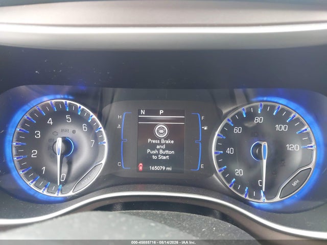 45885716 :رقم المزاد ، 2C4RC1BGXJR217190 vin ، 2018 Chrysler Pacifica Touring L مزاد بيع