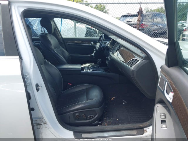 Продаж на аукціоні авто 2016 Hyundai Genesis 3.8, vin: KMHGN4JE9GU118645, номер лоту: 45885718