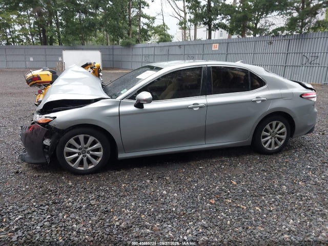 Продажа на аукционе авто 2020 Toyota Camry Le, vin: 4T1L11AK3LU395123, номер лота: 45885725