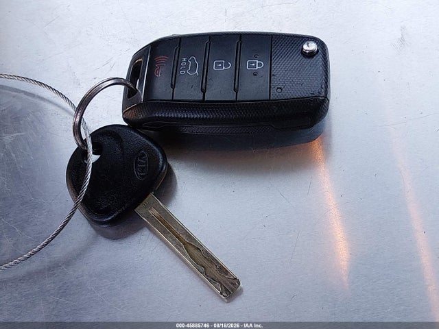 KIA Soul 2016 KNDJN2A26G7854381 Image 11