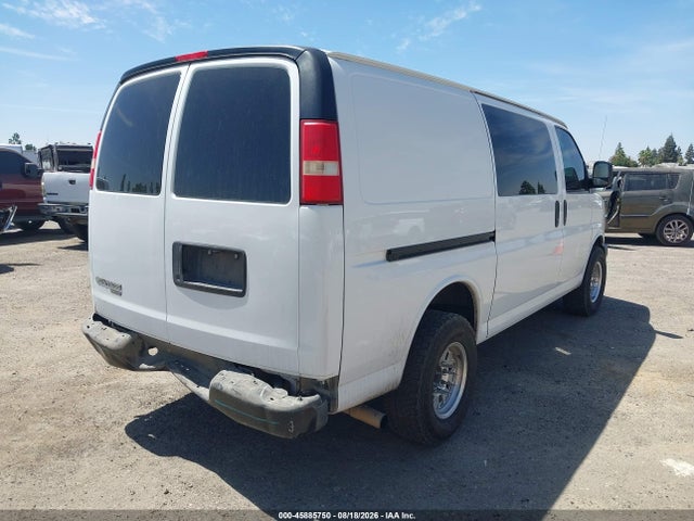Chevrolet Express 2500 Work Van 2014 1GCWGFCA8E1182657 Image 4