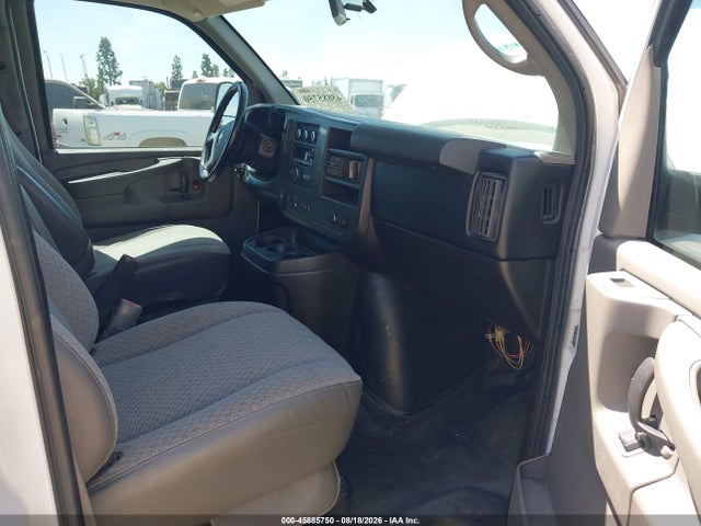 Chevrolet Express 2500 Work Van 2014 1GCWGFCA8E1182657 Image 5