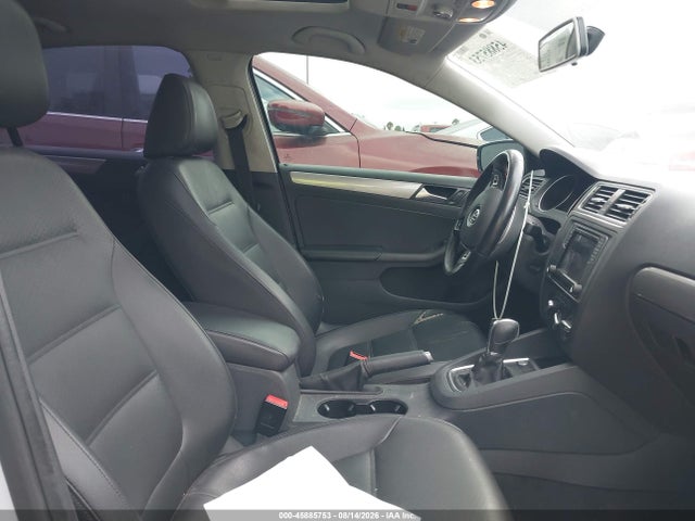 3VWDB7AJ0HM382242 Volkswagen Jetta 1.4t Se