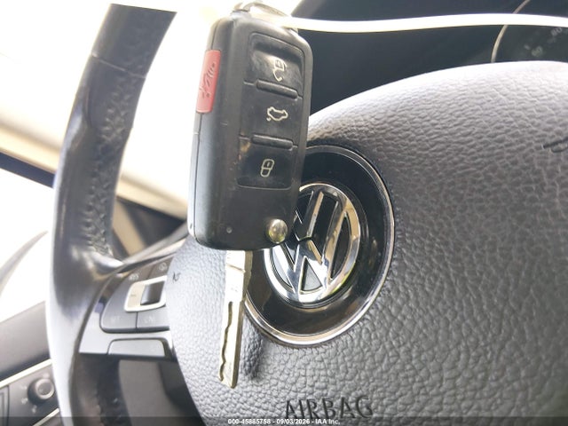 2017 Volkswagen Passat 1.8t R-line მანქანა იყიდება აუქციონზე, vin: 1VWDT7A39HC045584, აუქციონის ნომერი: 45885758