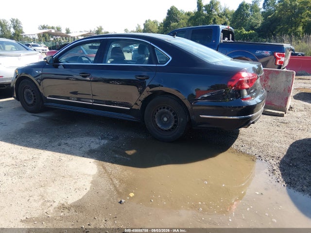 2017 Volkswagen Passat 1.8t R-line მანქანა იყიდება აუქციონზე, vin: 1VWDT7A39HC045584, აუქციონის ნომერი: 45885758