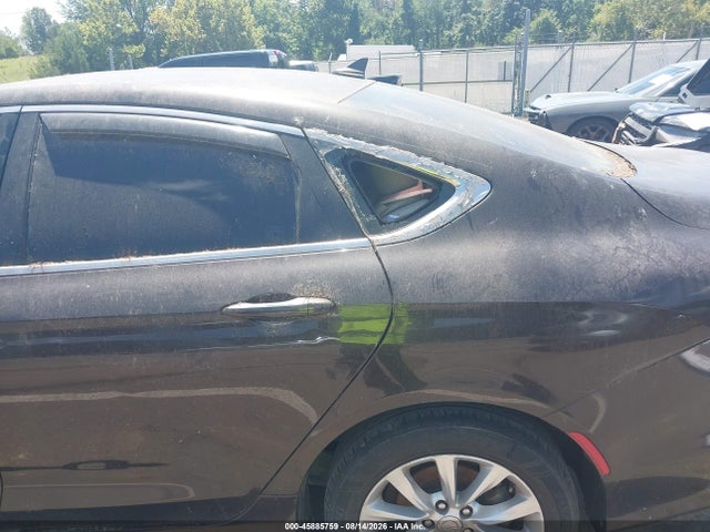 45885759 :رقم المزاد ، 1C3CCCCG2FN582083 vin ، 2015 Chrysler 200 C مزاد بيع