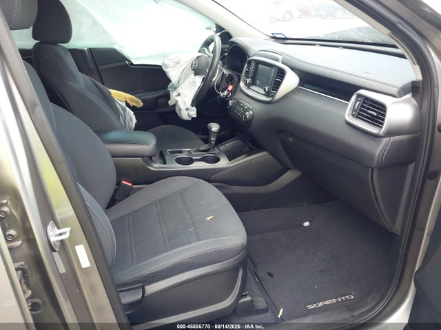 2019 Kia Sorento 2.4l L მანქანა იყიდება აუქციონზე, vin: 5XYPG4A3XKG500688, აუქციონის ნომერი: 45885770