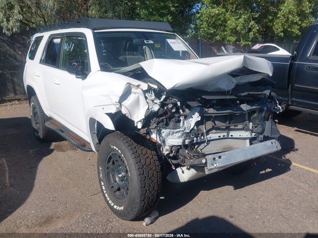 45885780 :رقم المزاد ، JTEBU5JR6J5490872 vin ، 2018 Toyota 4runner Sr5 Premium مزاد بيع