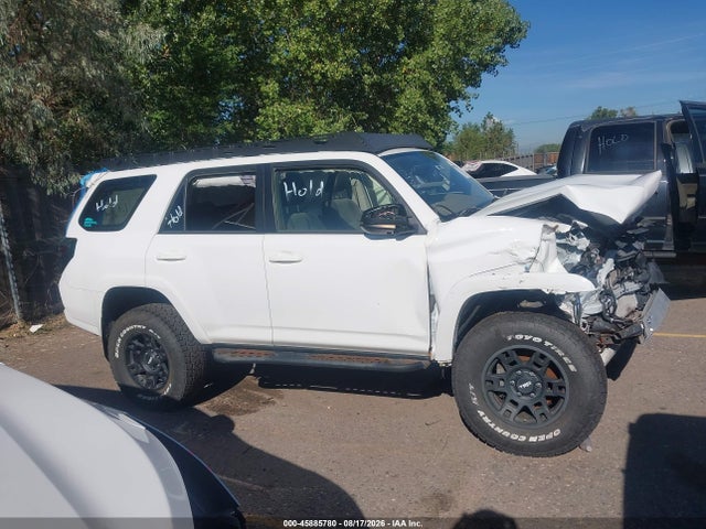 45885780 :رقم المزاد ، JTEBU5JR6J5490872 vin ، 2018 Toyota 4runner Sr5 Premium مزاد بيع