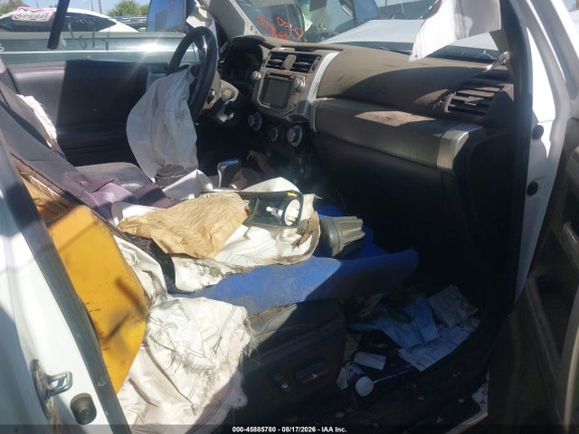 45885780 :رقم المزاد ، JTEBU5JR6J5490872 vin ، 2018 Toyota 4runner Sr5 Premium مزاد بيع