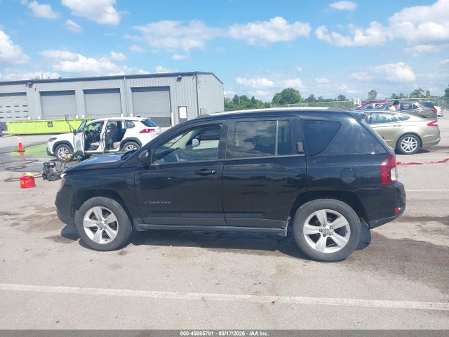 2015 Jeep Compass Sport მანქანა იყიდება აუქციონზე, vin: 1C4NJDBB7FD332432, აუქციონის ნომერი: 45885781