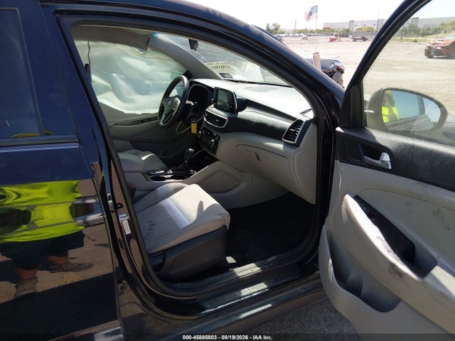 Продажа на аукционе авто 2019 Hyundai Tucson Se, vin: KM8J23A47KU904324, номер лота: 45885803
