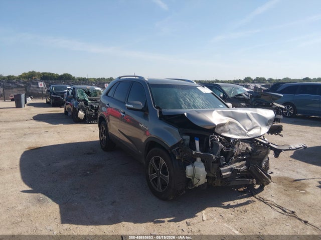 Auction sale of the 2014 Kia Sorento Lx, vin: 5XYKTCA68EG523174, lot number: 45885853