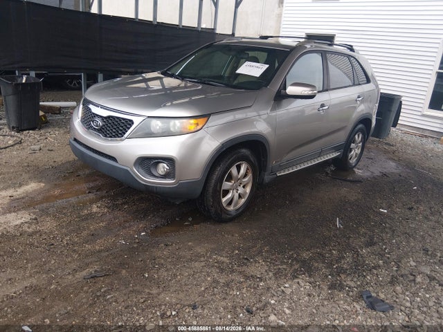 2013 Kia Sorento Lx V6 მანქანა იყიდება აუქციონზე, vin: 5XYKTDA22DG331153, აუქციონის ნომერი: 45885861