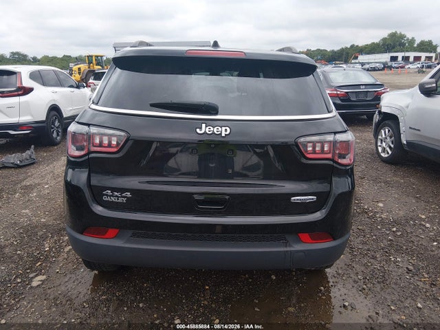 2018 Jeep Compass Latitude 4x4 მანქანა იყიდება აუქციონზე, vin: 3C4NJDBB8JT307915, აუქციონის ნომერი: 45885884