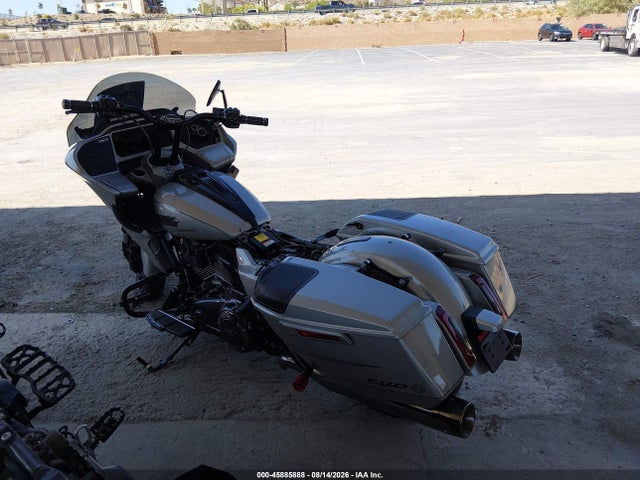 Harley-Davidson FLTRXSE 2023 1HD1TC626PB955937 Image 3