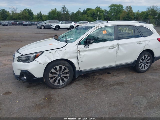2018 Subaru Outback 2.5i Touring მანქანა იყიდება აუქციონზე, vin: 4S4BSATC1J3339876, აუქციონის ნომერი: 45885889