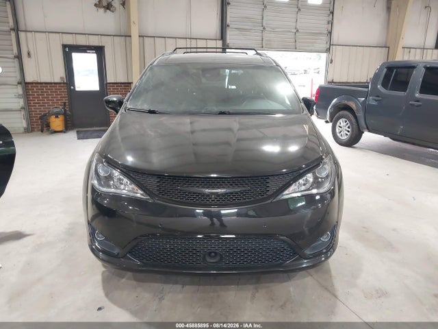 Продаж на аукціоні авто 2018 Chrysler Pacifica Touring L, vin: 2C4RC1BG8JR350787, номер лоту: 45885895