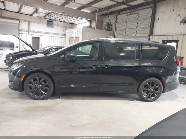 Продаж на аукціоні авто 2018 Chrysler Pacifica Touring L, vin: 2C4RC1BG8JR350787, номер лоту: 45885895