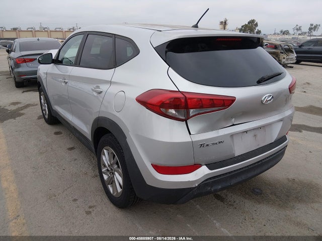 Hyundai TUCSON SE 2018 KM8J23A41JU773731 Image 3
