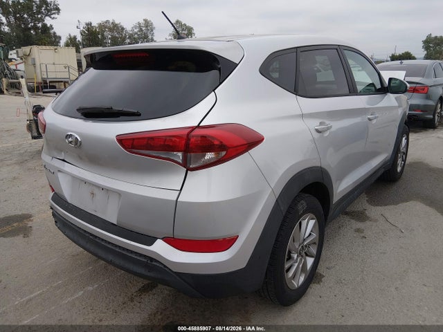 Hyundai TUCSON SE 2018 KM8J23A41JU773731 Image 4