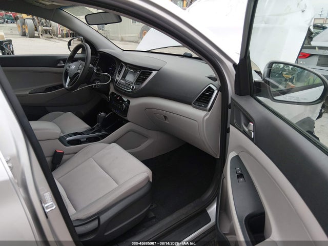 Hyundai TUCSON SE 2018 KM8J23A41JU773731 Image 5