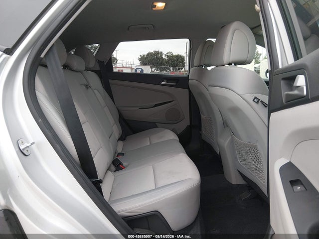Hyundai TUCSON SE 2018 KM8J23A41JU773731 Image 8