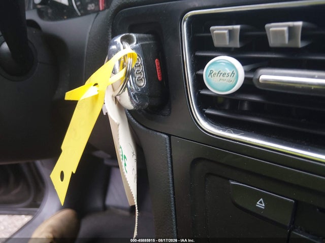 45885915 :رقم المزاد ، WA1LFAFP1BA075691 vin ، 2011 Audi Q5 2.0t Premium مزاد بيع