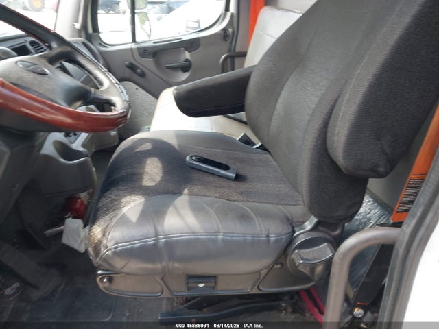 Продажа на аукционе авто 2016 Freightliner M2 106 Medium Duty, vin: 3ALACWDT2GDHE3962, номер лота: 45885991