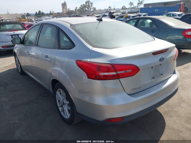 Ford FOCUS SE 2018 1FADP3F21JL252675 Image 3